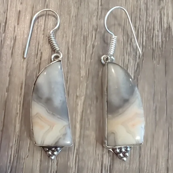 Crazy Lace Agate Gemstone Earrings - Picture 4 of 6